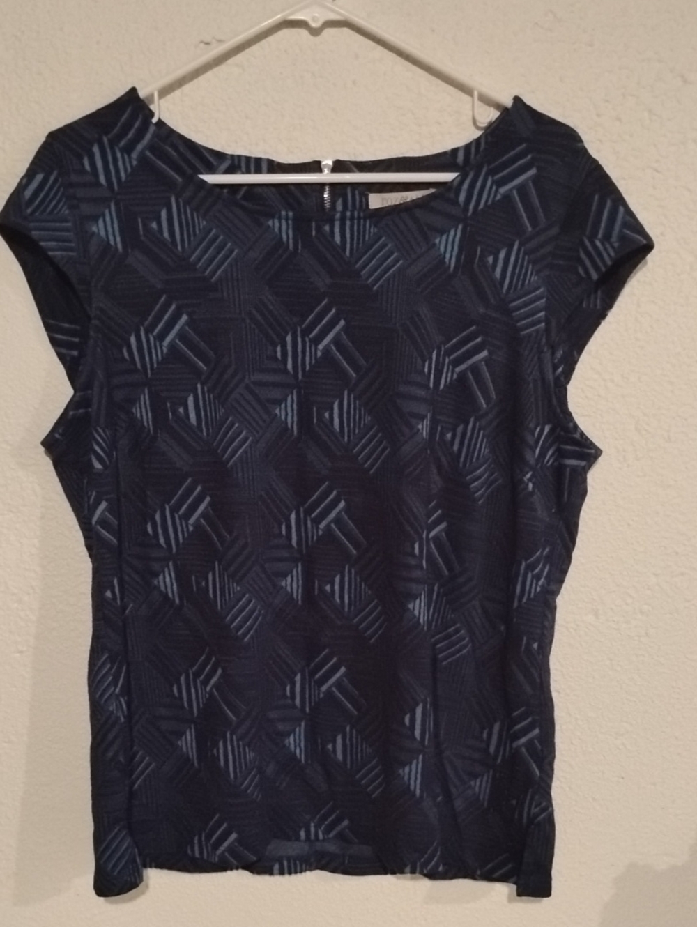 Roz & Ali Navy Geometric Cap-Sleeve Women's Top Size Large